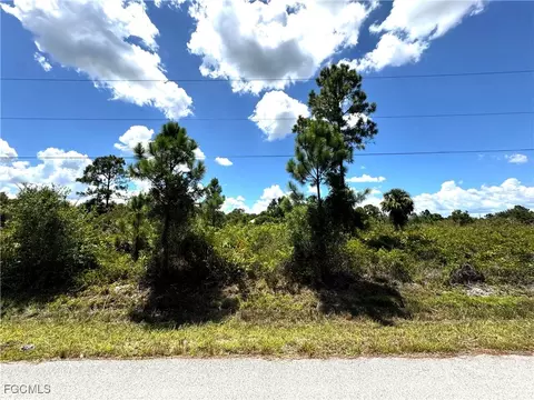 1109 Poinsettia Ave, Lehigh Acres, FL 33972