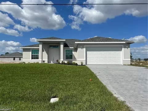 204 NE 15th Ter, Cape Coral, FL 33909