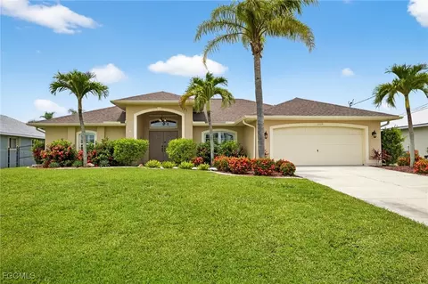 2820 SW 29th Pl, Cape Coral, FL 33914