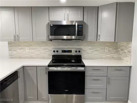 Undisclosed, Cape Coral, FL 33914