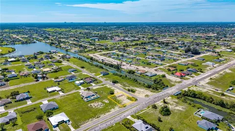 2011 Andalusia Blvd, Cape Coral, FL 33909