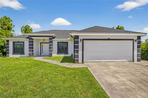 3912 16th St SW, Lehigh Acres, FL 33976