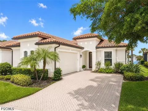 10264 Porto Romano Dr, Miromar Lakes, FL 33913