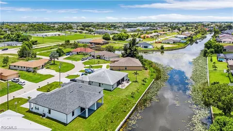 604602 SW 8th Pl, Cape Coral, FL 33991