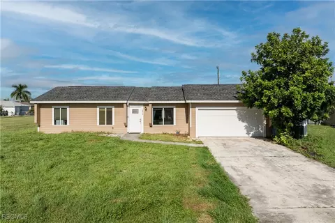 2816 NE 5th Pl, Cape Coral, FL 33909
