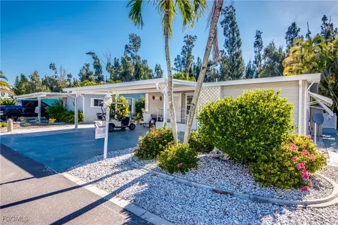 7230 Drum Dr, Saint James City, FL 33956