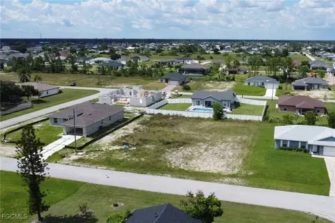 1909 NW 20th St, Cape Coral, FL 33993