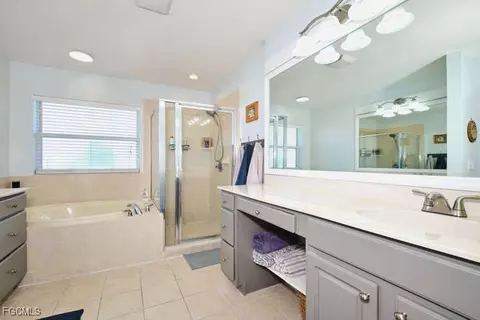 Bath - 2002 Heatherstone Way #1, Estero, FL 33928 photo 1 of 8