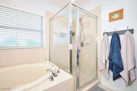 Bath - 2002 Heatherstone Way #1, Estero, FL 33928 photo 5 of 8
