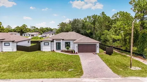 3204 29th St SW, Lehigh Acres, FL 33976