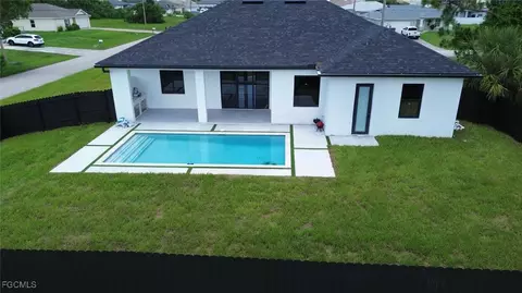 3631 NE 11th Pl, Cape Coral, FL 33909