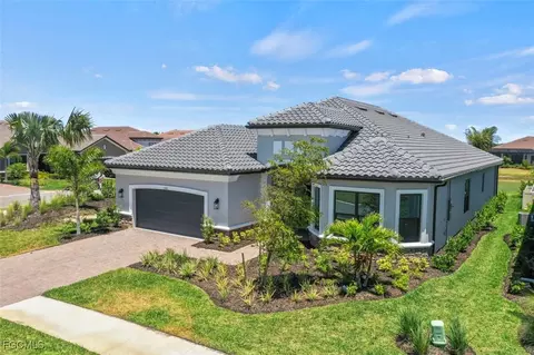 11902 Raggio Dr, Fort Myers, FL 33913