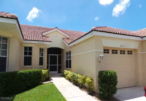 8853 Middlebrook Dr, Fort Myers, FL 33908