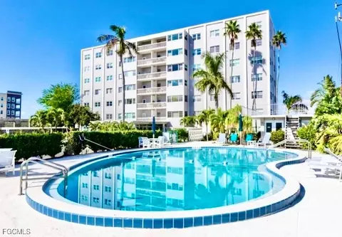 1900 Clifford St #604, Fort Myers, FL 33901