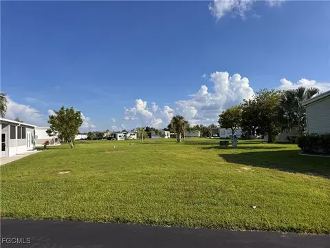 161 Sun Cir, Fort Myers, FL 33905