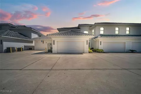 724 SW 47th St #205, Cape Coral, FL 33914