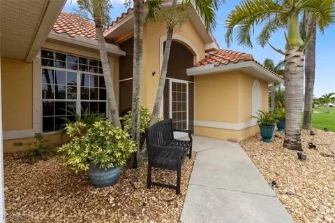 3610 NW 2nd St, Cape Coral, FL 33993
