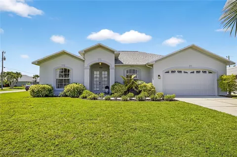 426 SE 22nd St, Cape Coral, FL 33990