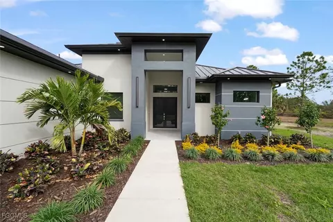 2481 24th Ave NE, Naples, FL 34120