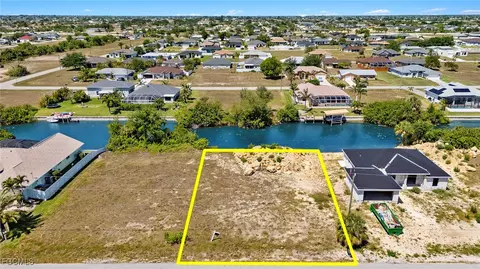 1820 NE 19th Ave, Cape Coral, FL 33909