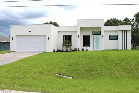 515 Broadway Ave, Lehigh Acres, FL 33972