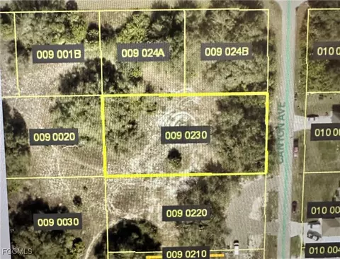 1621 Canton Ave, Lehigh Acres, FL 33972