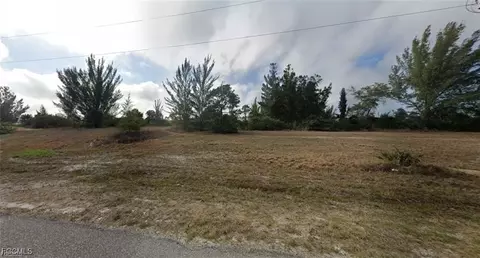 2030 NW 21st St, Cape Coral, FL 33993