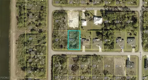 3310 32nd St W, Lehigh Acres, FL 33971