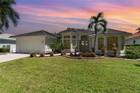 5323 SW 28th Pl, Cape Coral, FL 33914
