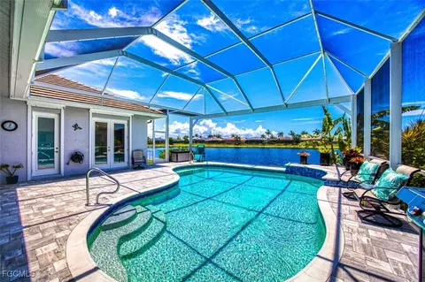 8625 Southwind Bay Cir, Fort Myers, FL 33908