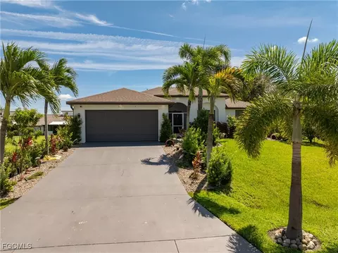 3811 SW 9th Ave, Cape Coral, FL 33914