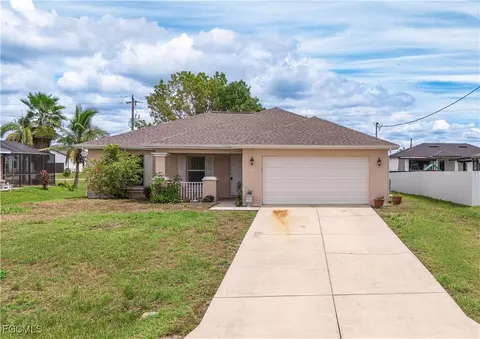 1213 NE 6th Ave, Cape Coral, FL 33909