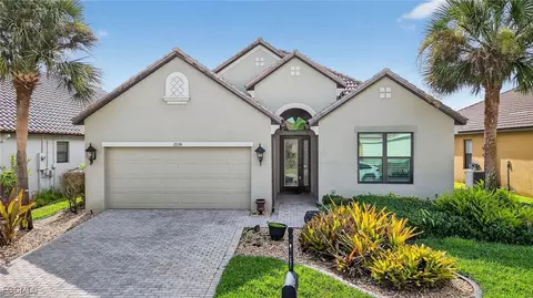 12136 Country Day Cir, Fort Myers, FL 33913