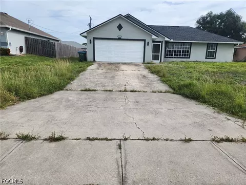 621 SW 21st Ln, Cape Coral, FL 33991