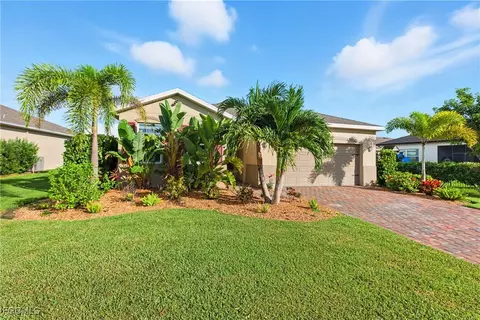 3226 Baravaldo Cir, Cape Coral, FL 33909