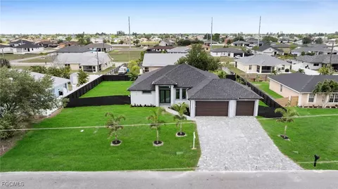336 NE 25th St, Cape Coral, FL 33909