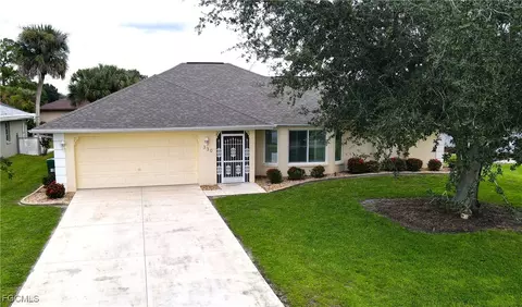 330 Maraca St, Punta Gorda, FL 33983