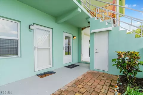 3225 E Riverside Dr #34C, Fort Myers, FL 33916