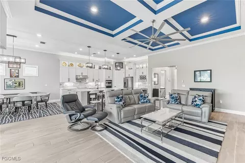 17160 Easy Stream Ct, Alva, FL 33920