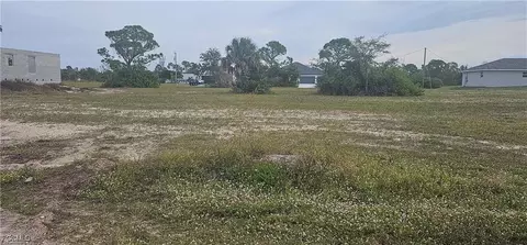 3217 NW 41st Pl, Cape Coral, FL 33993