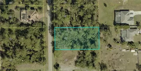 912 Roosevelt Ave, Lehigh Acres, FL 33936