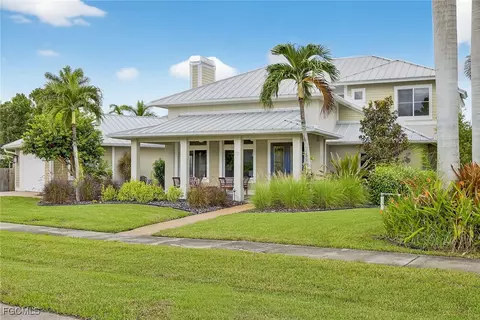 1321 Hanton Ave, Fort Myers, FL 33901
