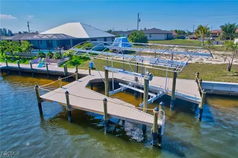 3225 NW 46th Ave, Cape Coral, FL 33993