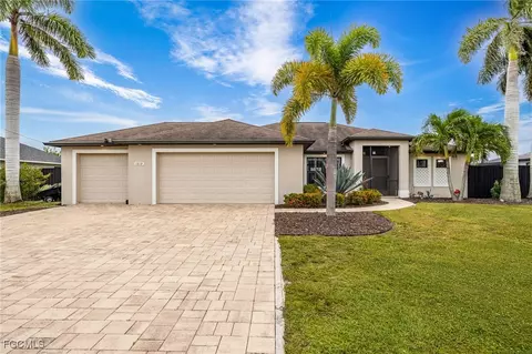 1313 SW 8th Ct, Cape Coral, FL 33991