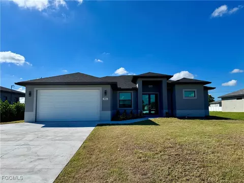 2004 Tropicana Pkwy W, Cape Coral, FL 33993