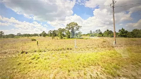 1050 Darlington St, Lehigh Acres, FL 33974