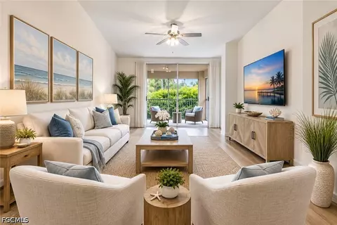 6635 Huntington Lakes Cir #202, Naples, FL 34119