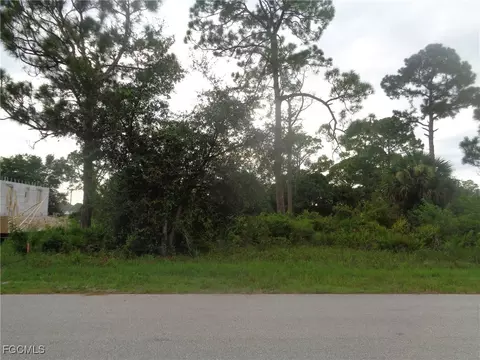 840 Naples Ave S, Lehigh Acres, FL 33974