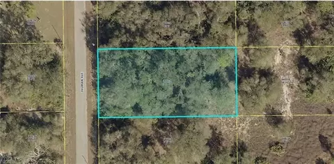 1908 Truman Ave, Lehigh Acres, FL 33972