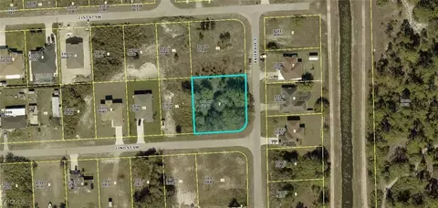 2502 22nd St SW, Lehigh Acres, FL 33976